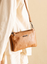 Bolsa em Couro Tiracolo Básica Caramelo